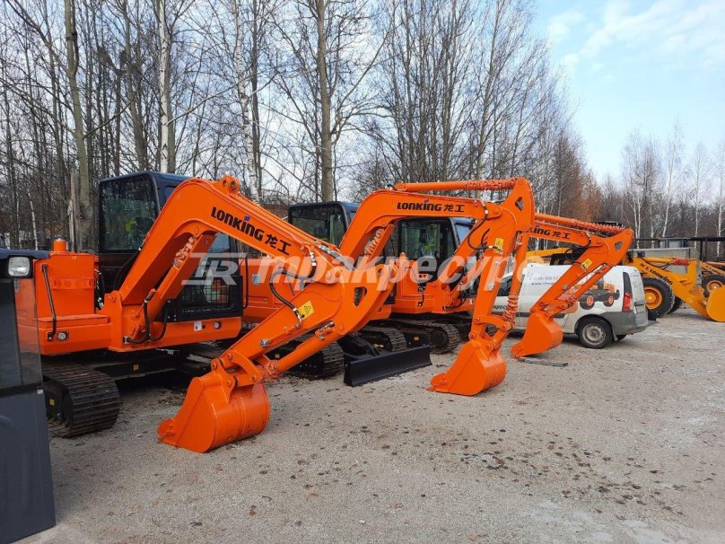 Гусеничный экскаватор Lonking cdm6060