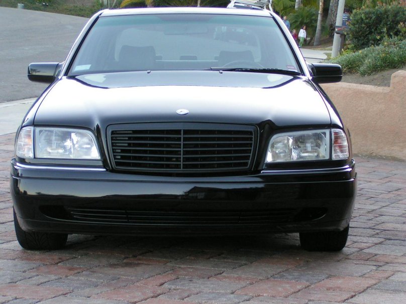 Mercedes-Benz w202 черный