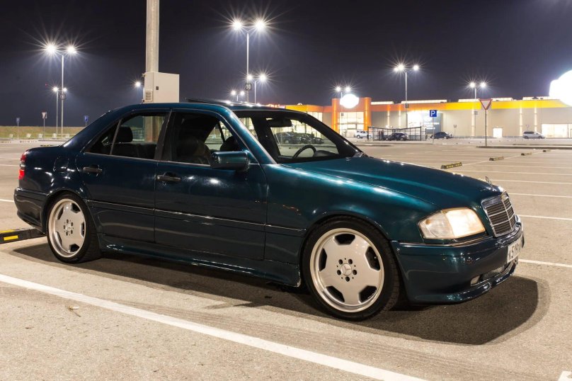 Мерседес c36 AMG w202