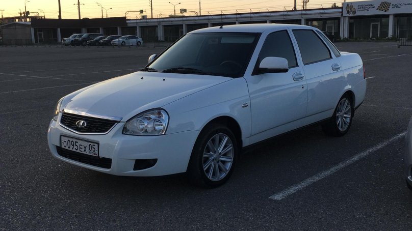 Лада Приора 2