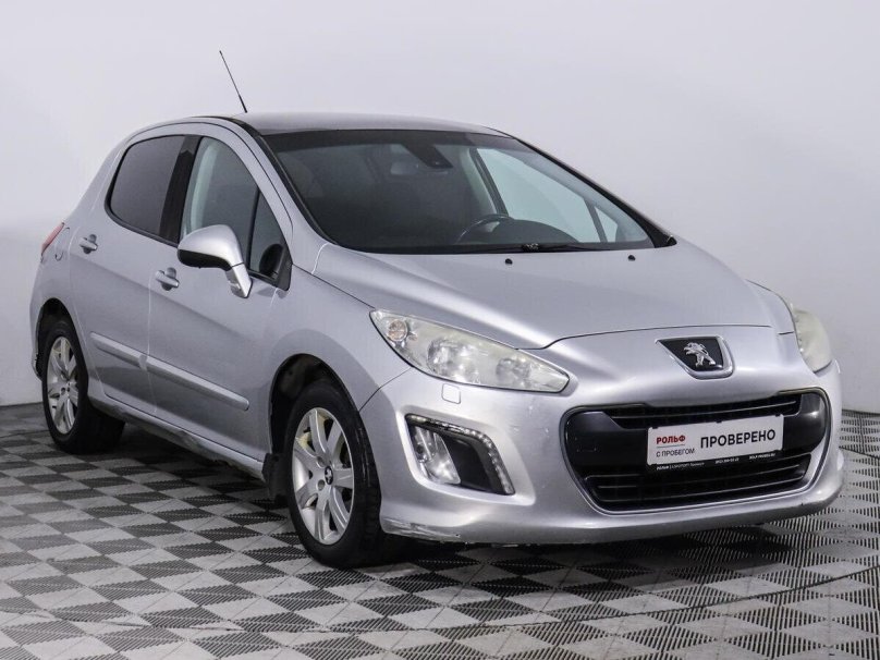 Пежо 308 2011