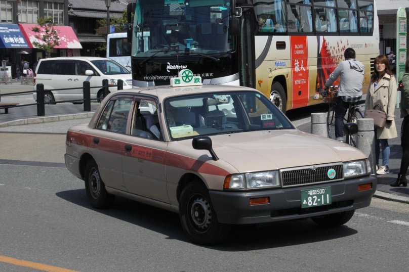 Nissan Crew Taxi