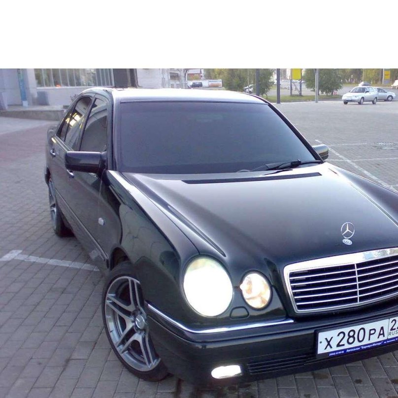 Мерседес Бенц е 240