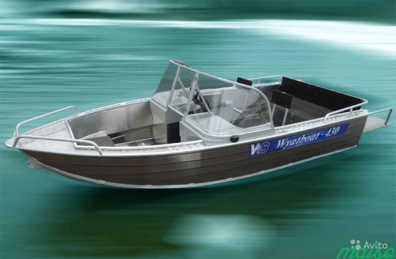 Wyatboat 430 DCM