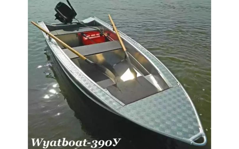 Лодка Wyatboat 390у