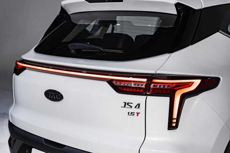 JAC js4 мультимедиа