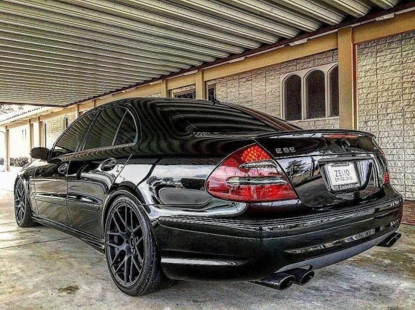 Мерседес w211 AMG