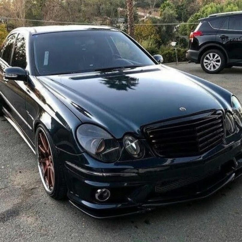 Мерседес w211 AMG