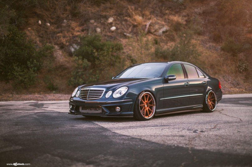 Mercedes Benz e class w211