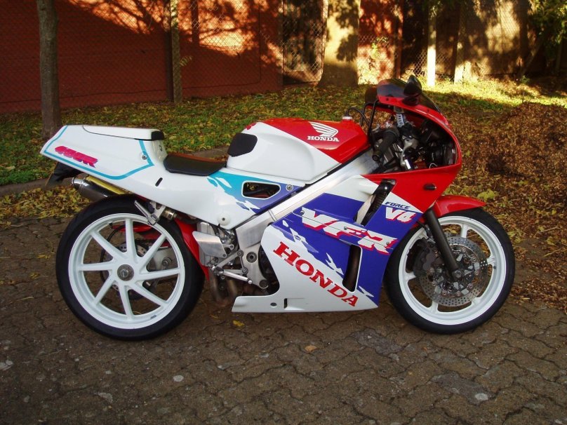 Хонда ВФР 400 НС 30