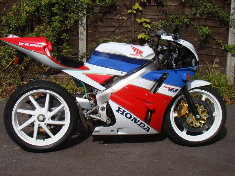 Honda VFR 400 NC