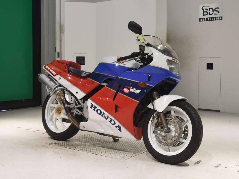 Хонда 1991 года мотик