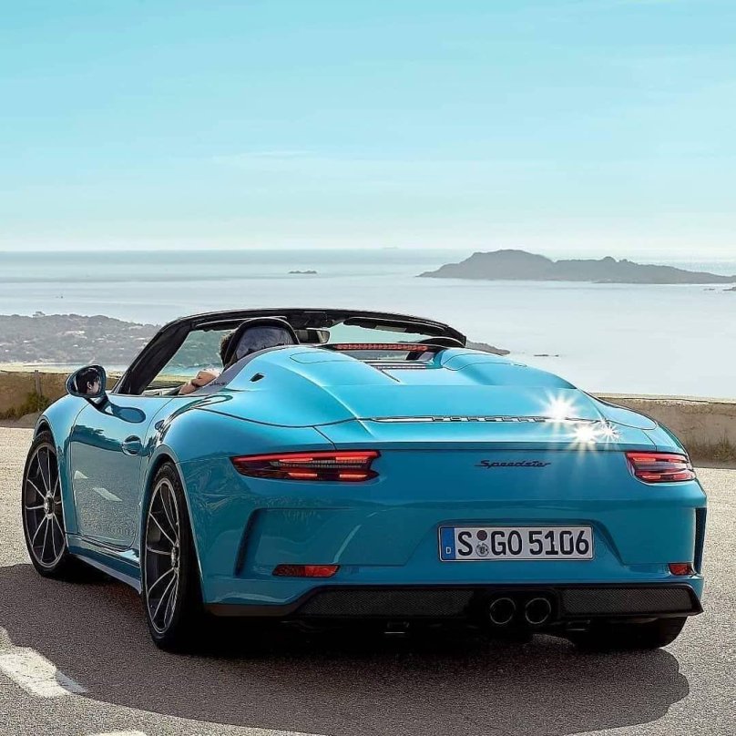 Порше спидстер 2020