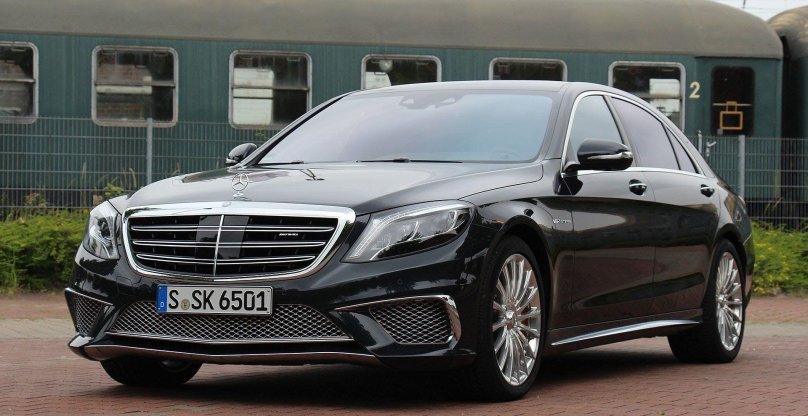 Мерседес Бенц s65 AMG
