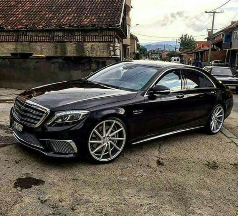 V8 Biturbo Мерседес s222