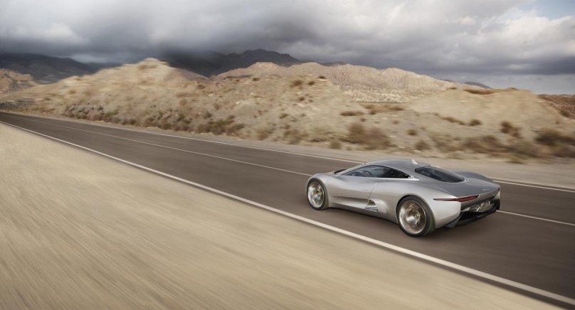 Jaguar c-x75 фото