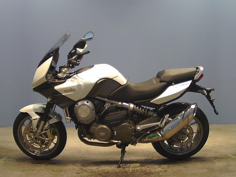 Aprilia na 850