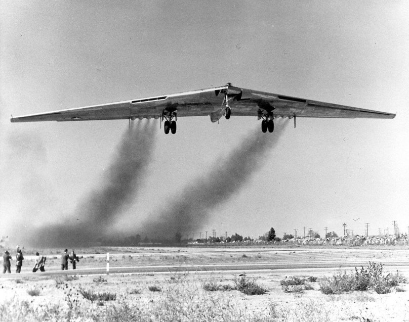Бомбардировщик Нортроп YB-49