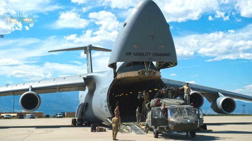 Lockheed c-5 Galaxy