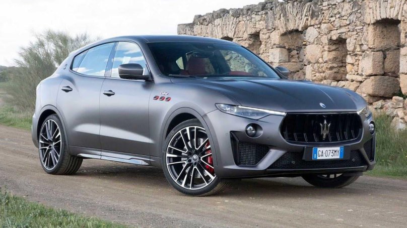 Мазерати Леванте 2021