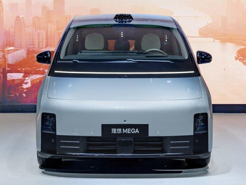 Li Mega минивэн