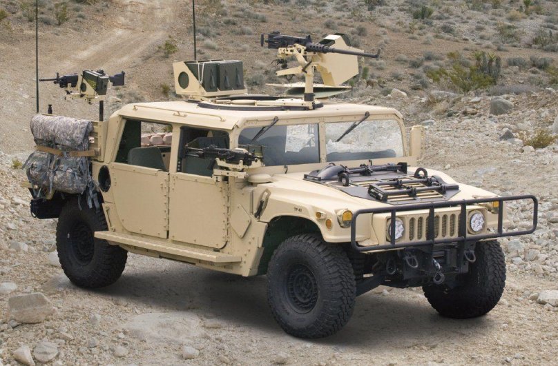 Хаммер h1 Humvee