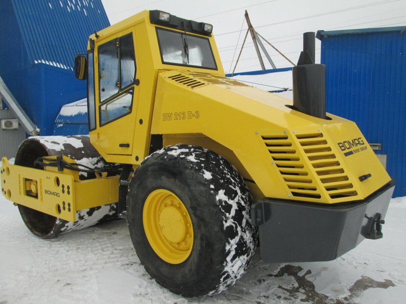Каток Бомаг 213