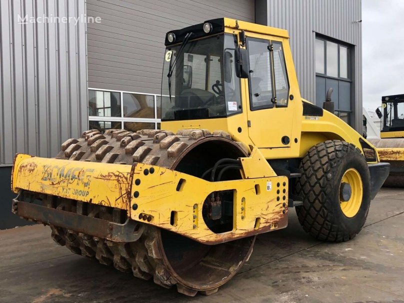 Грунтовый каток Бомаг 213