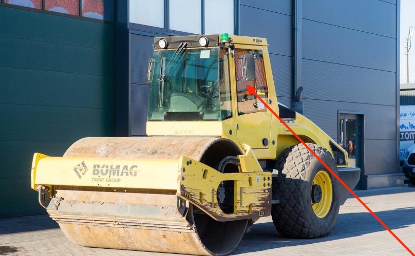 Грунтовый каток Bomag 213