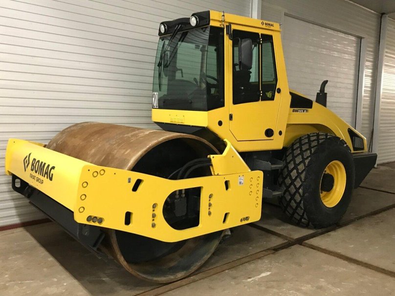Bomag bw213d
