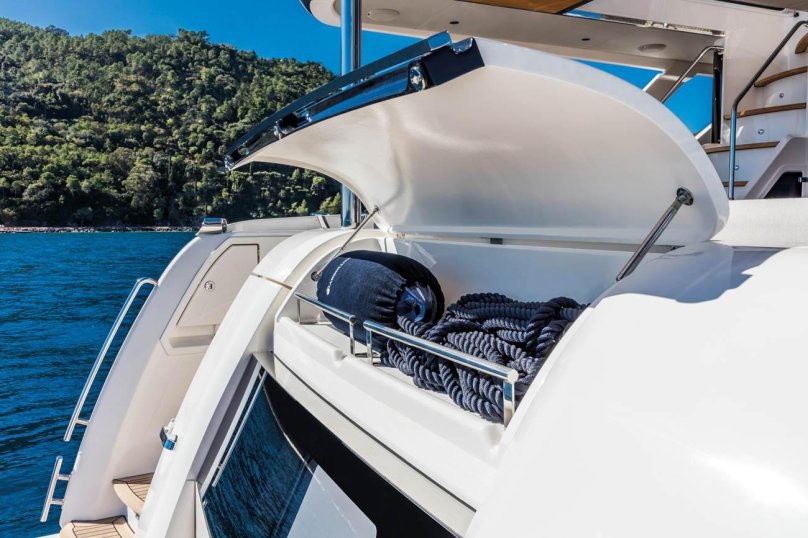 Яхта absolute Navetta 58