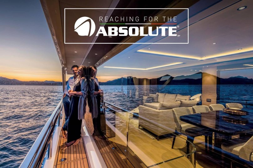 Богатый человек на яхте