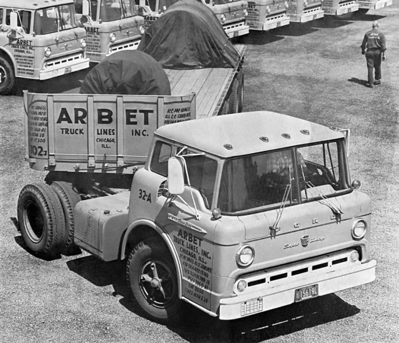 Tatra 813 тягач