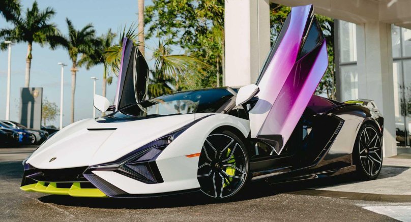 Ламборджини Sian