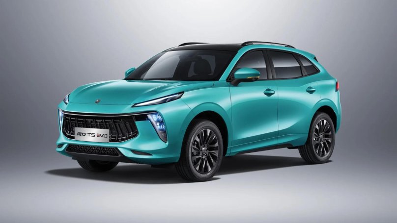 Машина Forthing t5evo