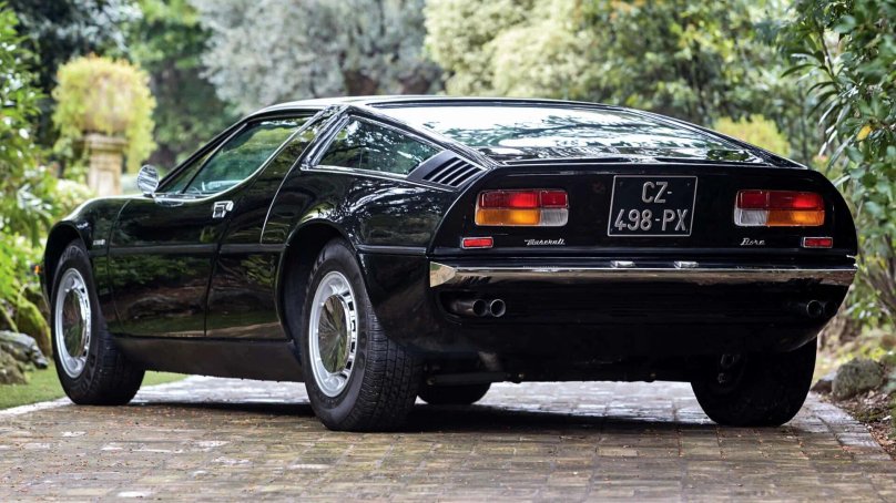 Maserati Bora 4,9