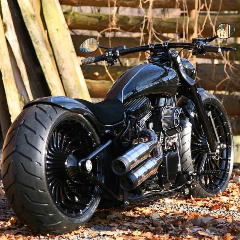 Харлей Дэвидсон боббер кастом