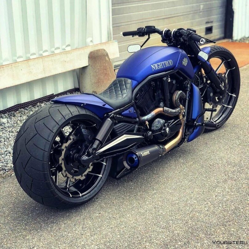 Мотоцикл Харлей Дэвидсон v-Rod Custom
