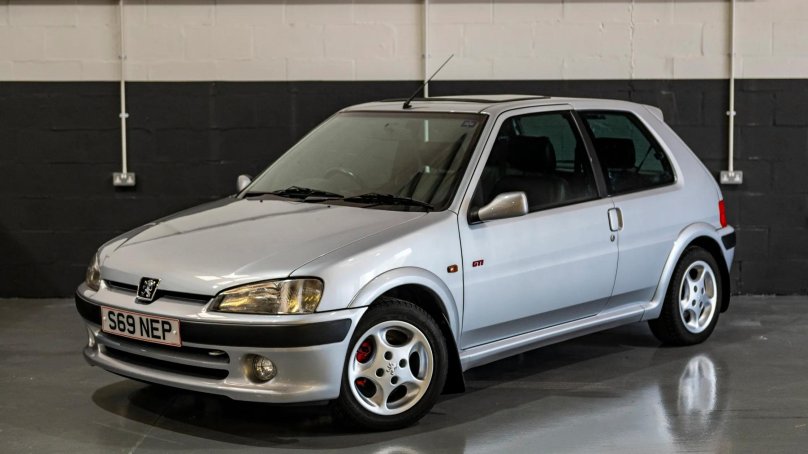 Peugeot 106 GTI 2002 modified