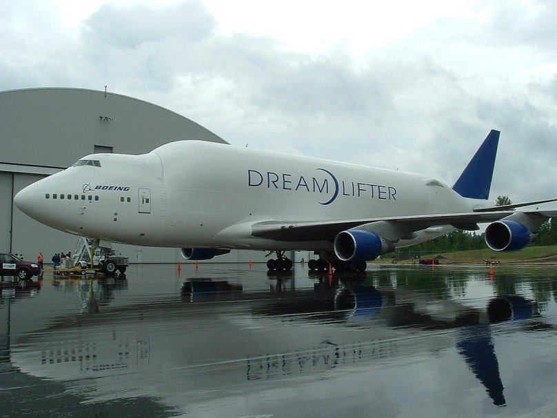 Боинг 747 LCF Dreamlifter