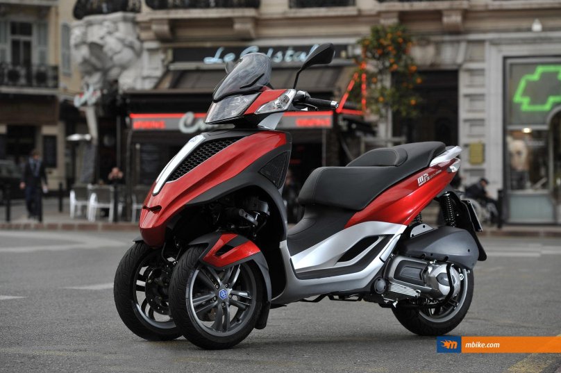 Piaggio mp3 300