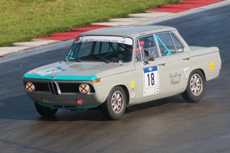 BMW 1800
