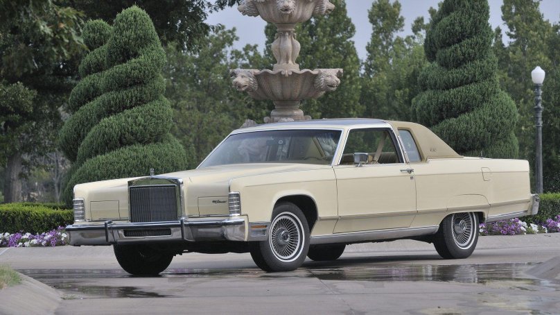 Lincoln Continental Town car 1977