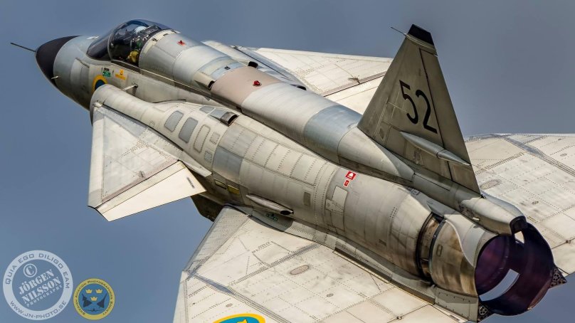 Saab Viggen самолет