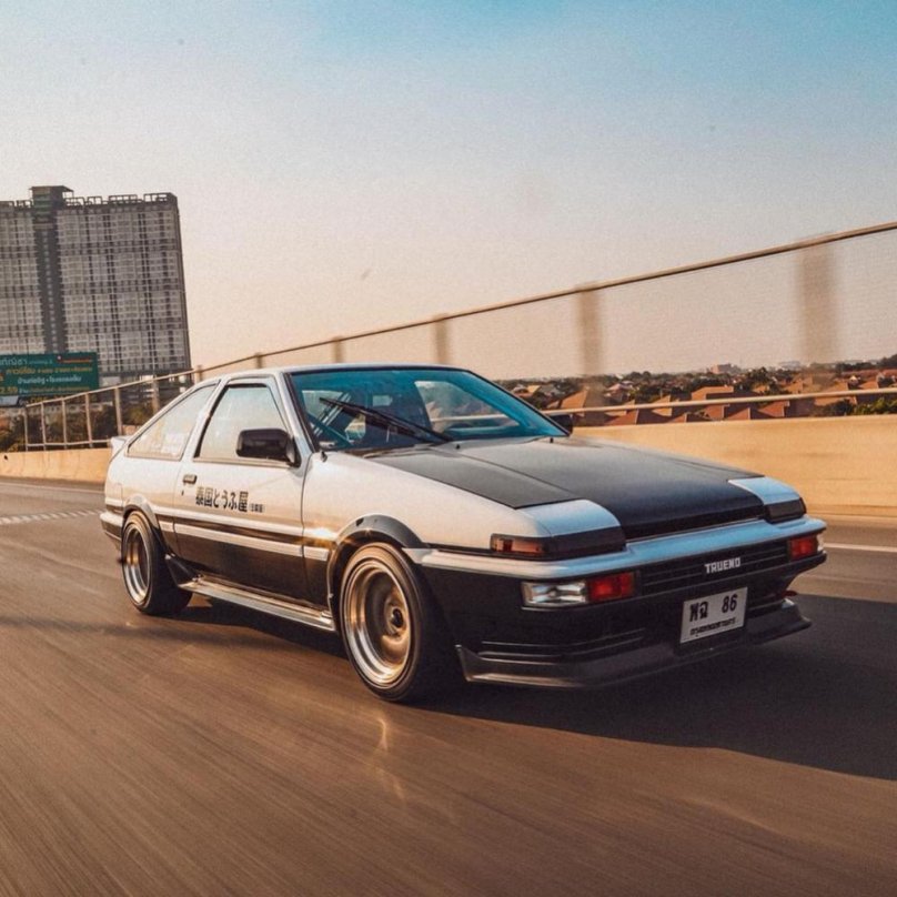 Toyota ae86 hachiroku