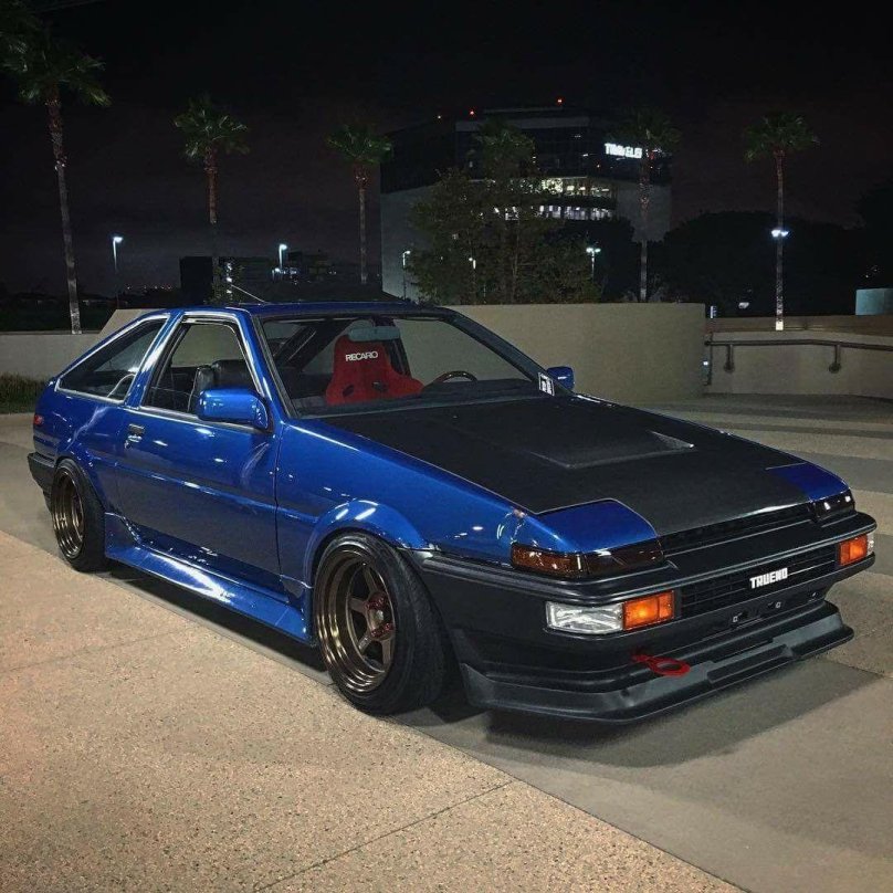 Toyota Corolla ae86 Trueno