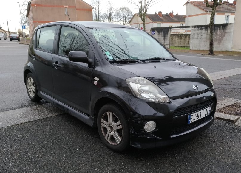 Daihatsu Sirion m300