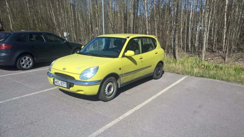 Daihatsu Sirion 1999
