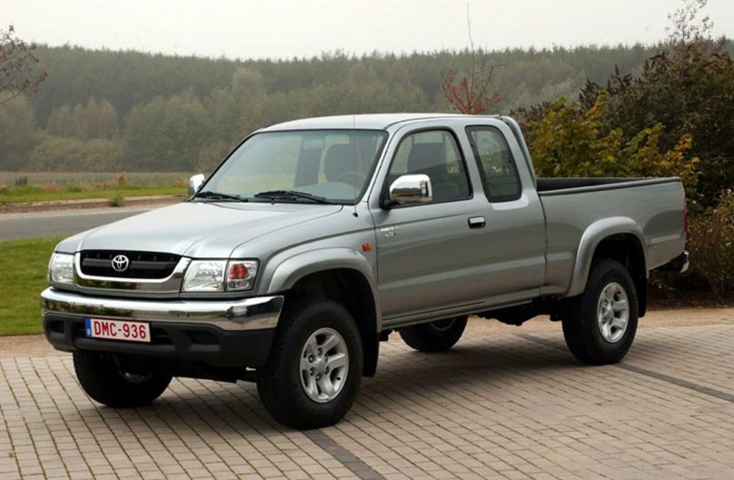 Toyota Hilux Pickup 2002