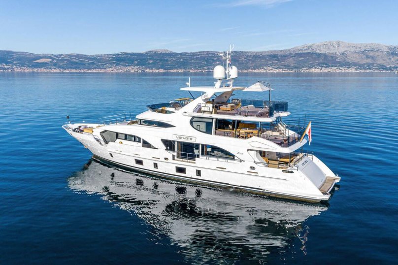Benetti 108 tradition Supreme